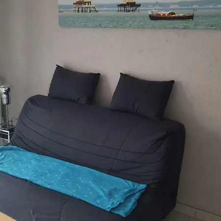 Josephine Apartment