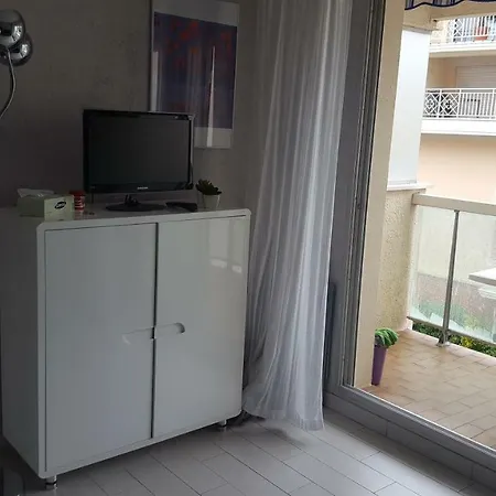 Josephine Apartment *