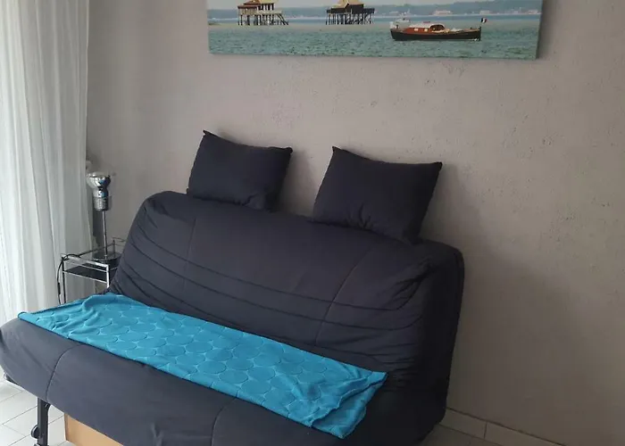 Josephine Apartment